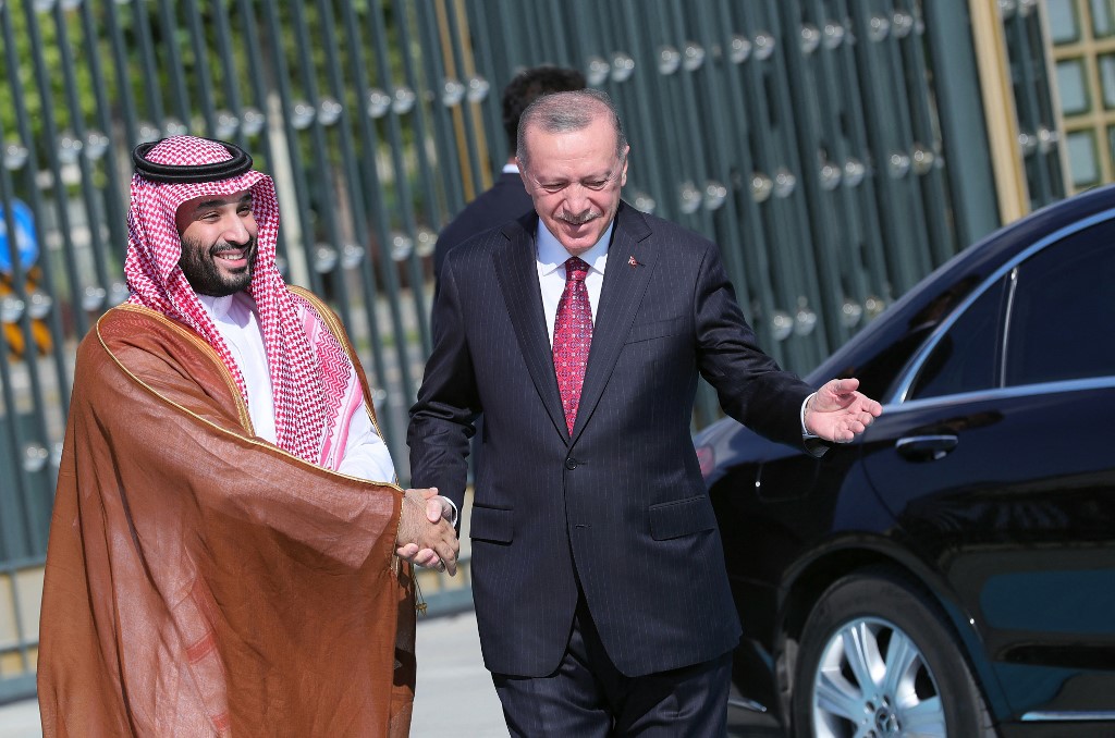 Turkey, Saudi Arabia and Pakistan sign defence pact