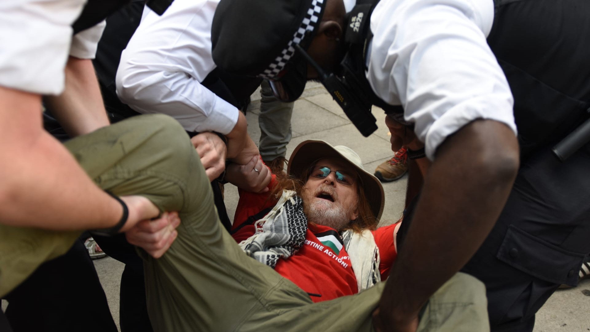 Chaos at London court as over 1,500 Palestine Action cases listed in one day