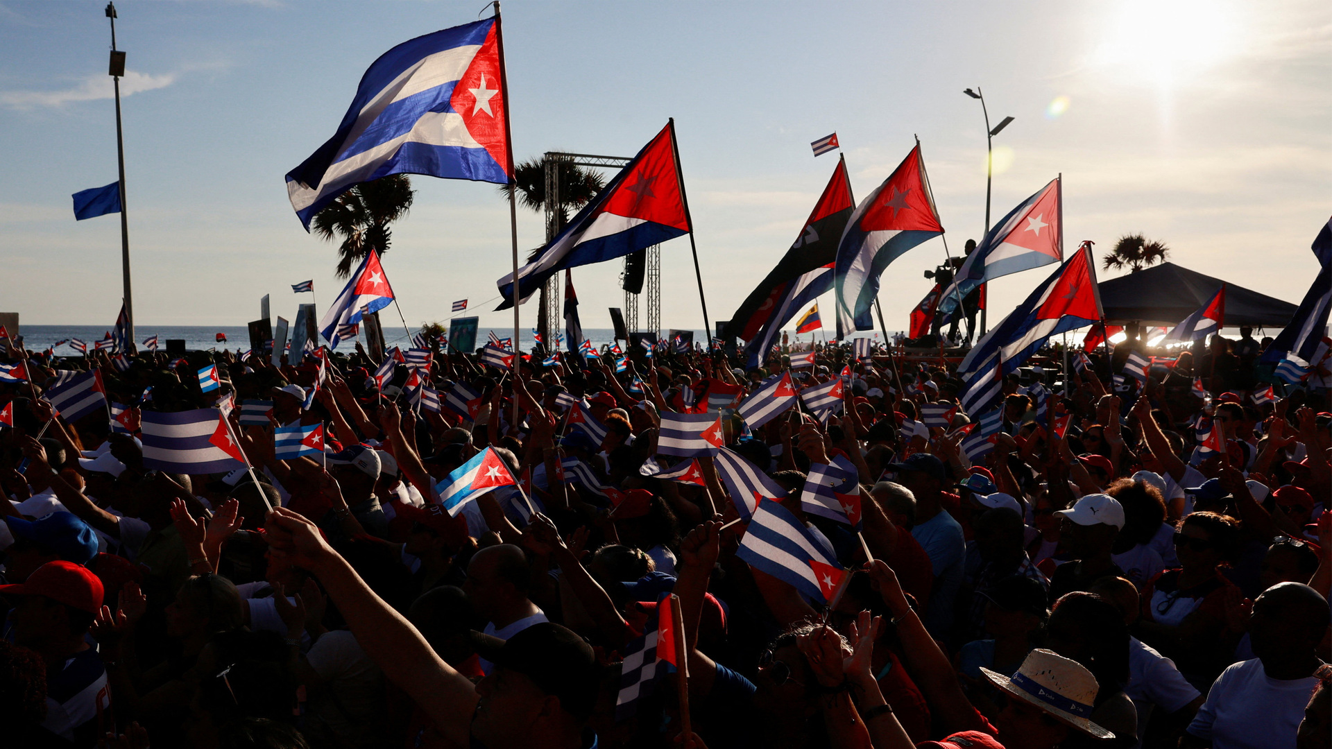 Thousands in Cuba rally for Raul Castro to protest US indictment