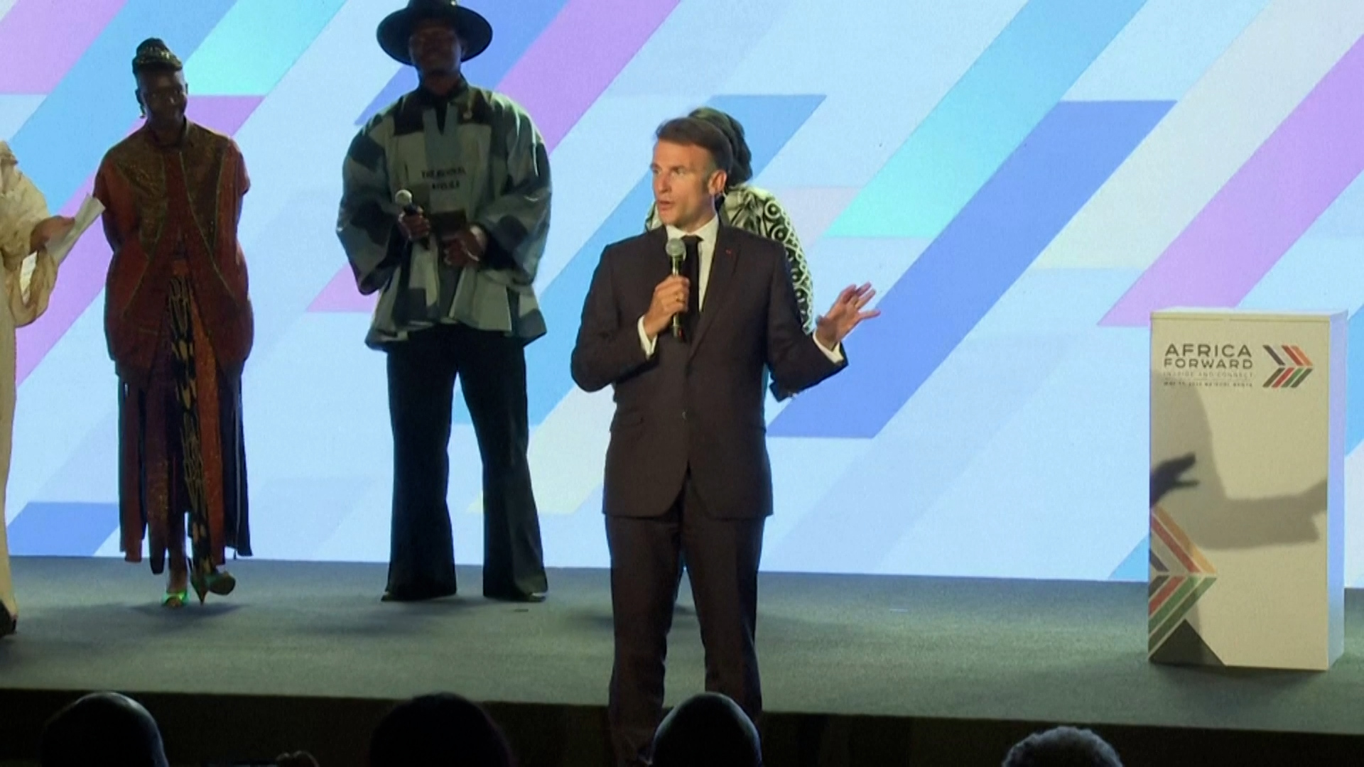 Macron yells at audience for silence during Nairobi University presentation