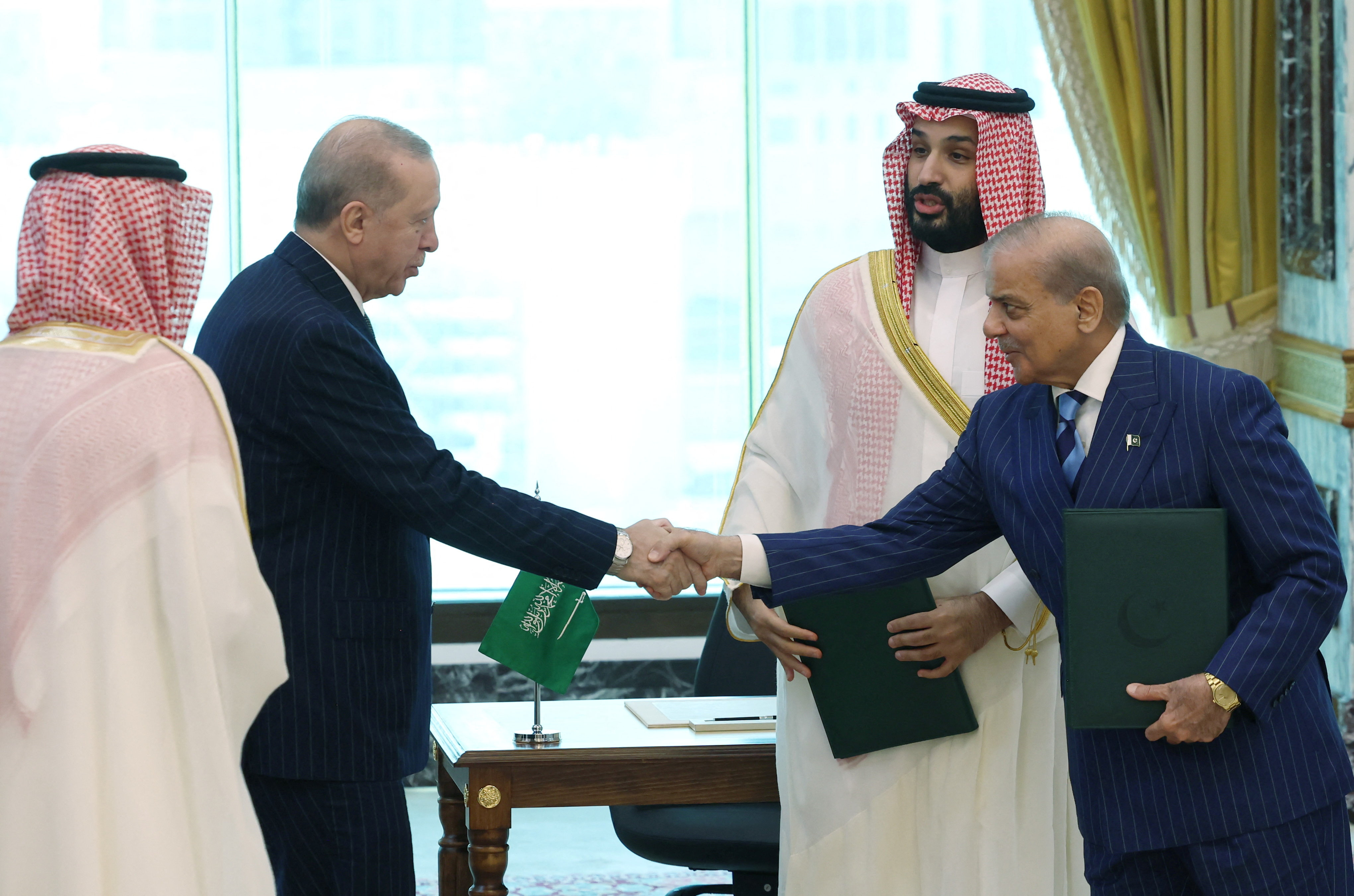 Saudi defence pact with Turkey and Pakistan sparks UAE backlash
