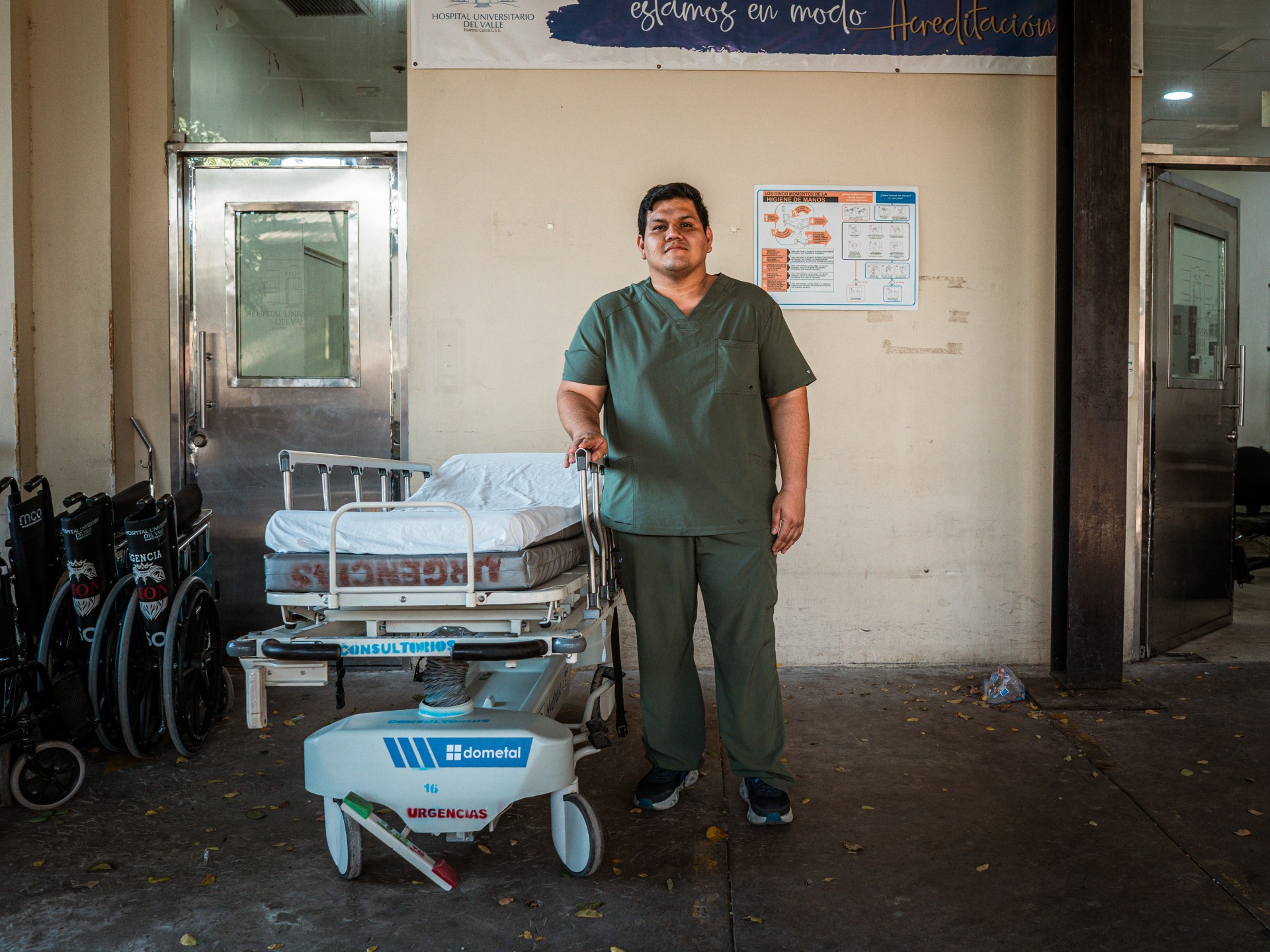 Colombia earthquake: Hospitals adapt to save lives amid widespread damage